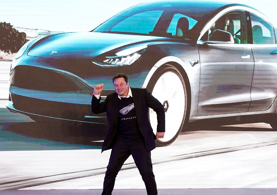 Tesla putea fi o companie Apple