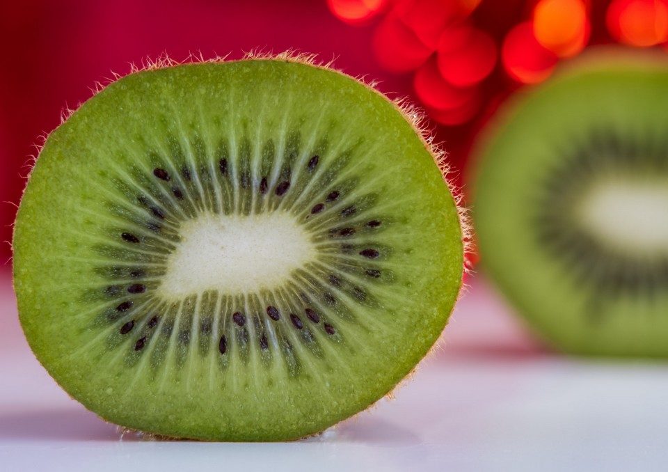 De ce trebuie să mănânci kiwi